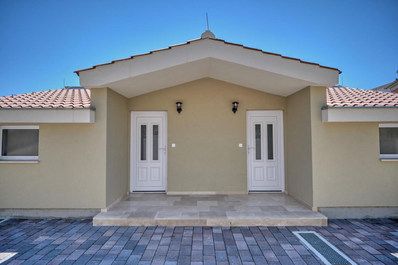 Anovi Holiday Homes Trogir Exterior foto