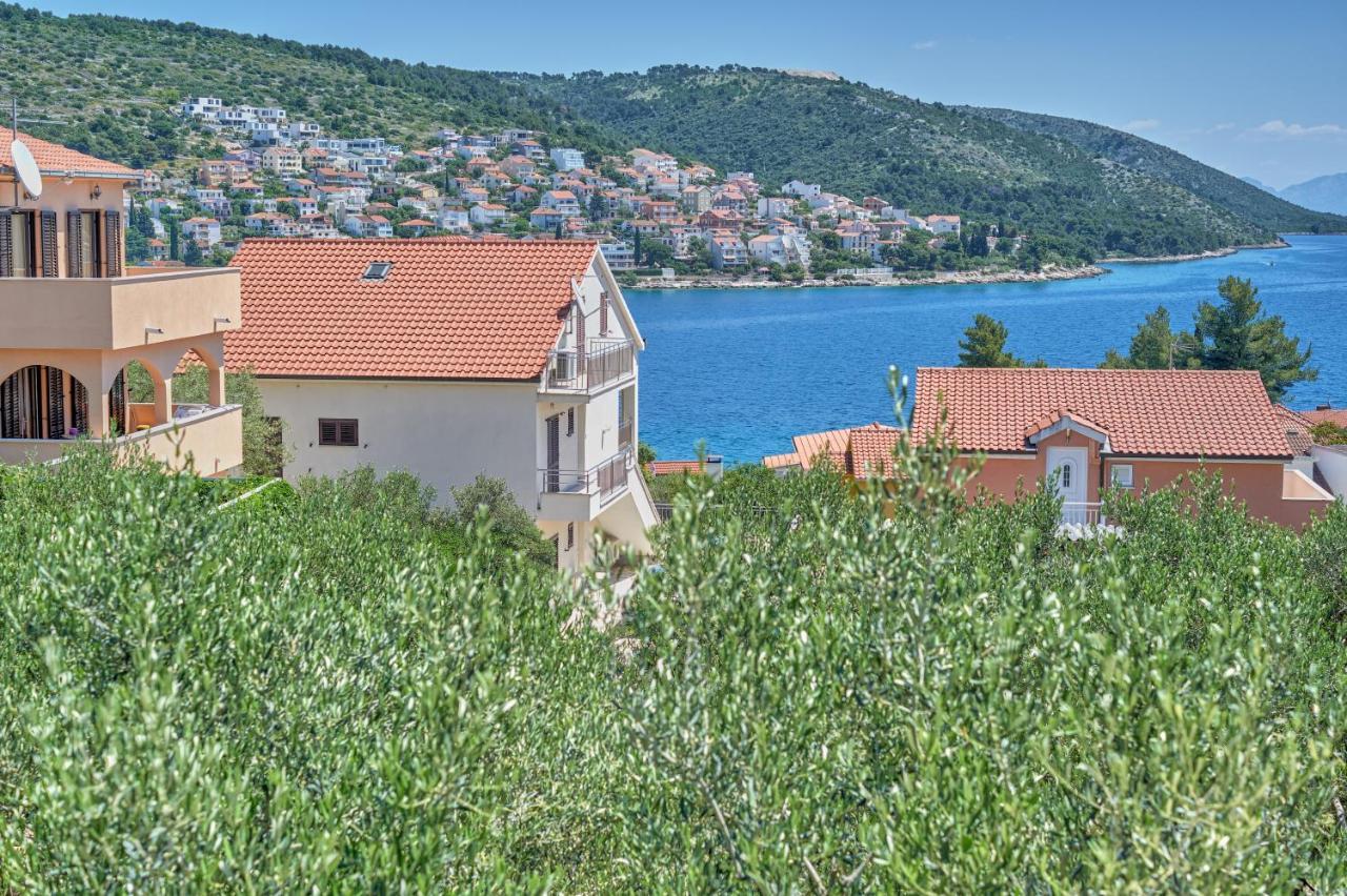 Anovi Holiday Homes Trogir Exterior foto