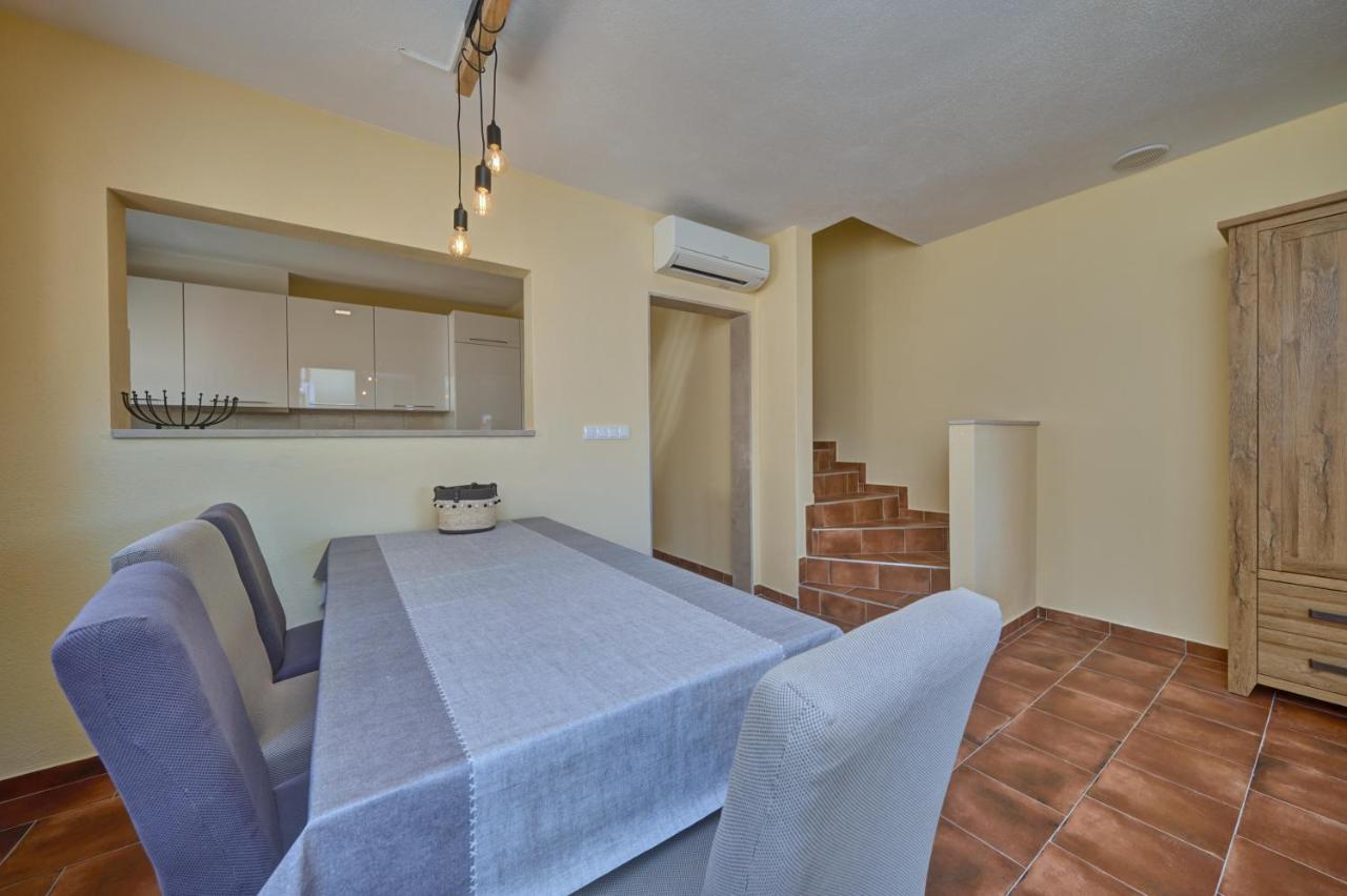 Anovi Holiday Homes Trogir Exterior foto